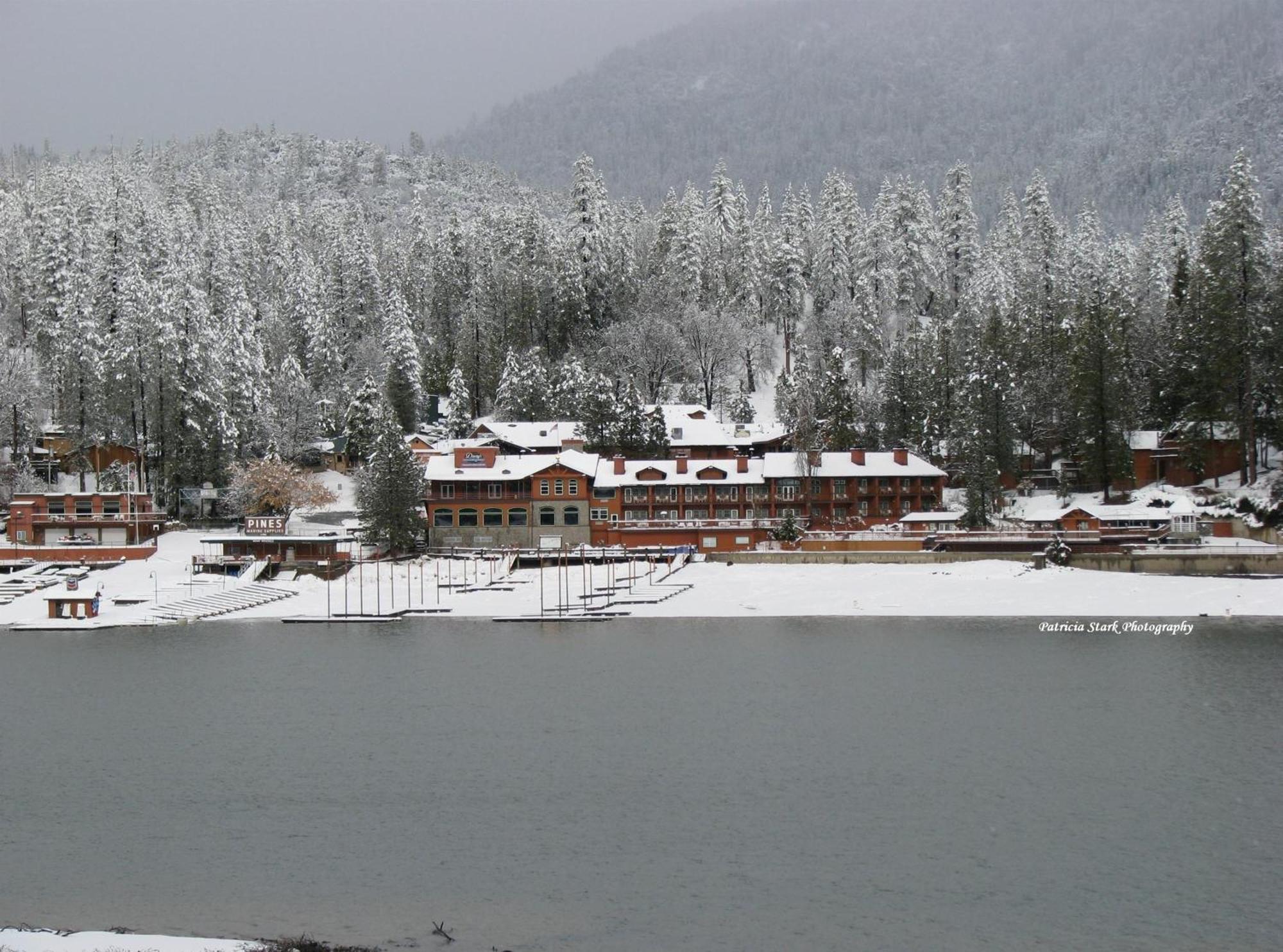 The Pines Resort & Conference Center Bass Lake Exterior foto