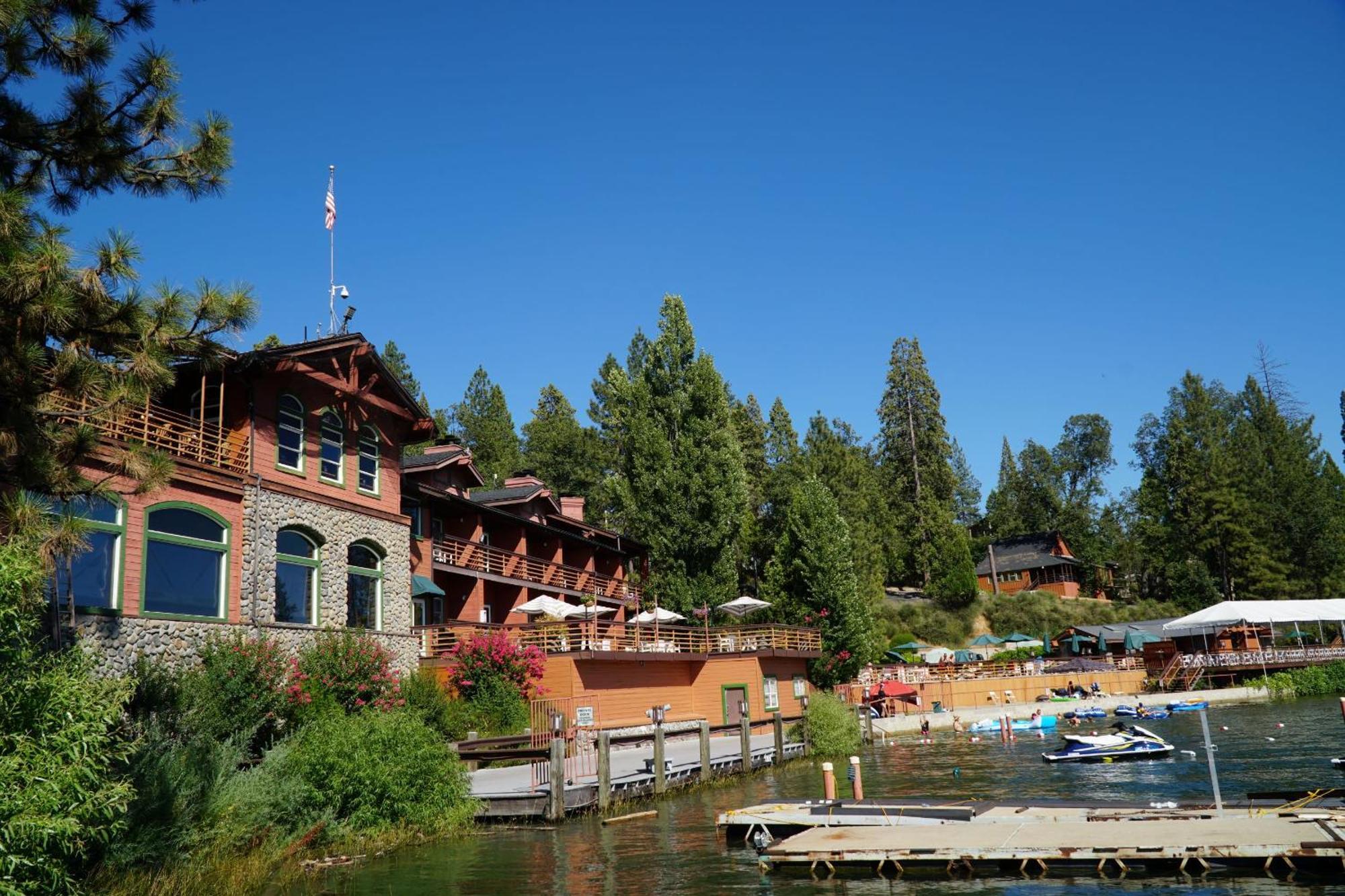 The Pines Resort & Conference Center Bass Lake Exterior foto