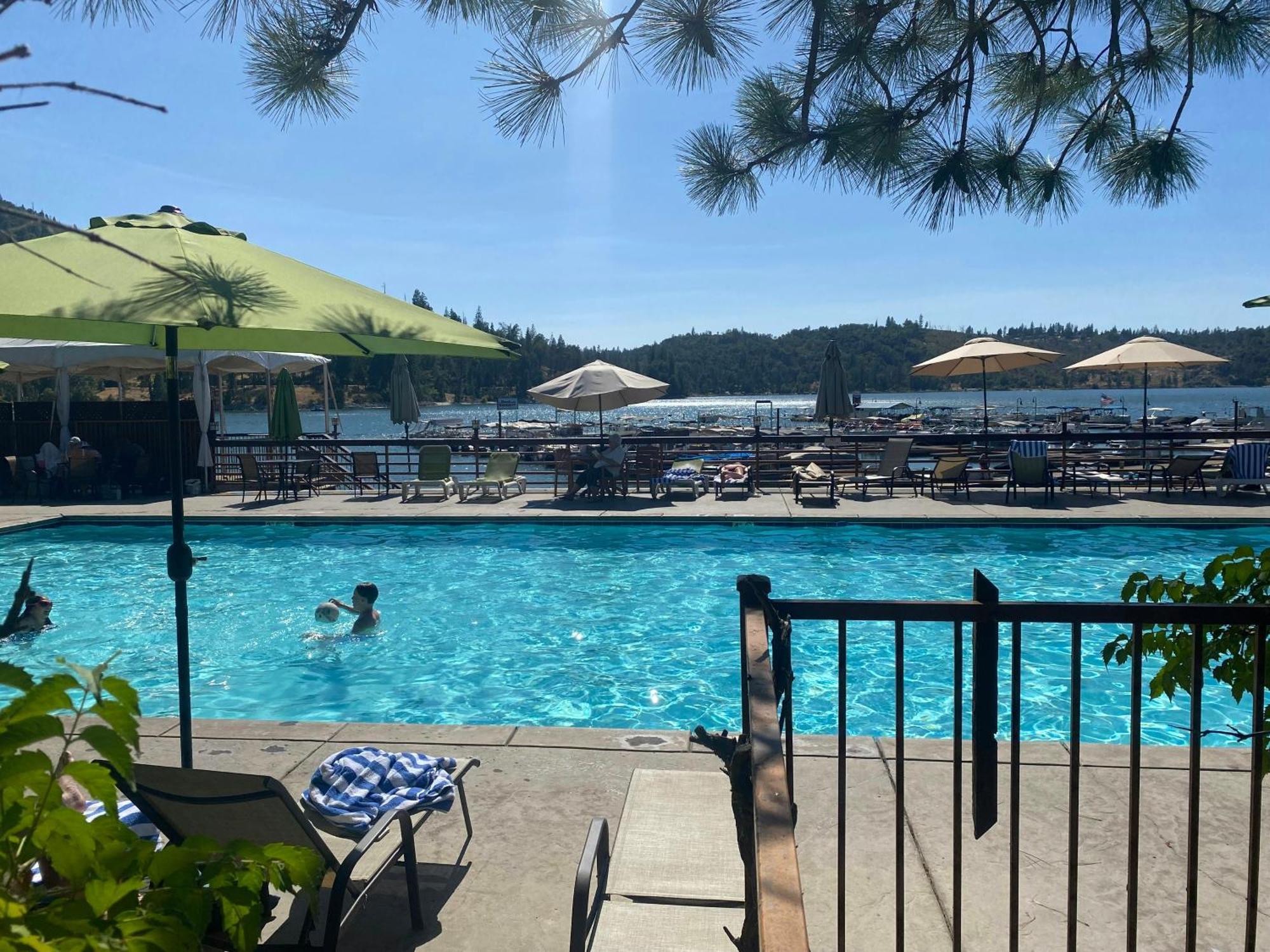 The Pines Resort & Conference Center Bass Lake Exterior foto